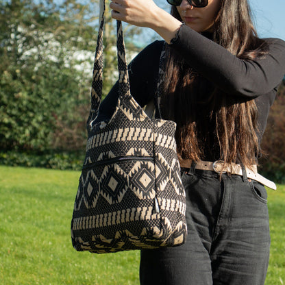 Nomad Sari Jacquard Natural Wander Muse Tasche – Atlas Nomad